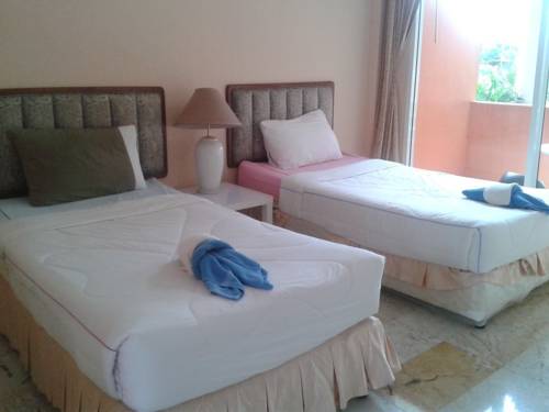 Imagen de la habitación del Hotel Khao Saming Paradise Resort. Foto 10