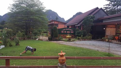 Imagen de la habitación del Hotel Khao Sok Country Resort. Foto 2