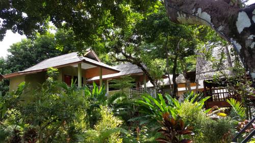 Imagen de la habitación del Hotel Khao Sok Jungle Huts. Foto 2