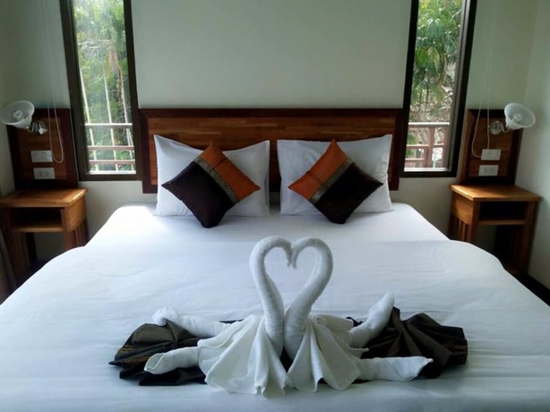 Imagen de la habitación del Hotel Khao Sok Nature Place. Foto 18