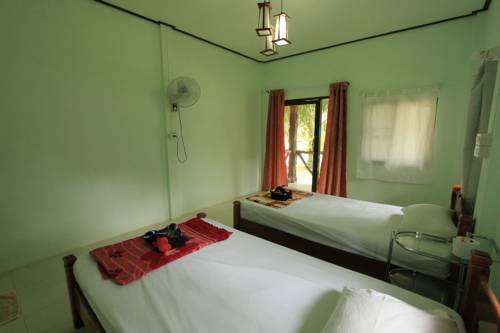 Imagen de la habitación del Hotel Khao Sok Palmview Resort. Foto 6