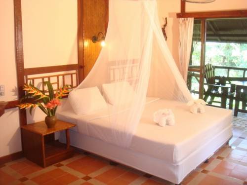 Imagen de la habitación del Hotel Khao Sok River Lodge. Foto 12