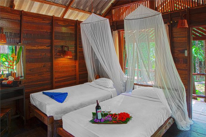 Imagen de la habitación del Hotel Khao Sok Riverside Cottage. Foto 7