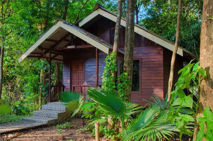Imagen de la habitación del Hotel Khao Sok Riverside Cottage. Foto 13