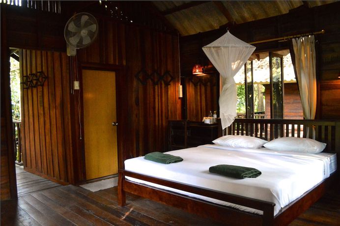 Imagen de la habitación del Hotel Khao Sok Riverside Cottage. Foto 19