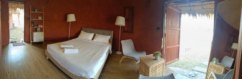 Imagen de la habitación del Hotel Khao Yai Lake Hill Resort. Foto 18