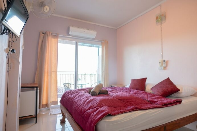 Imagen de la habitación del Hotel KhaoKho Rabiangphu Resort. Foto 19