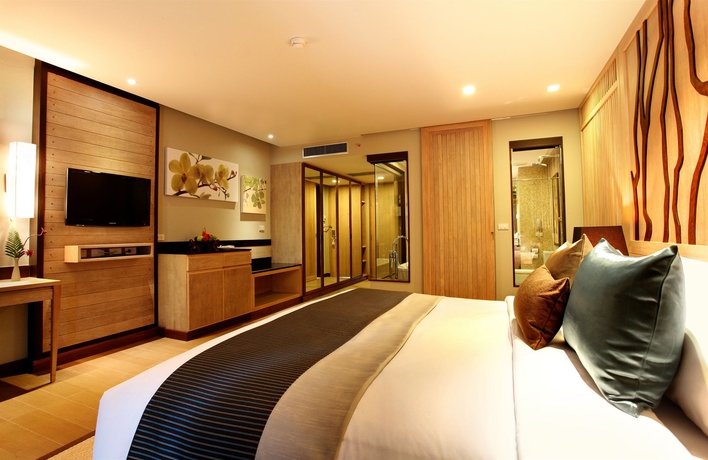 Imagen de la habitación del Hotel Khaolak Merlin Resort. Foto 5