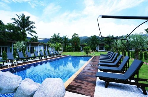 Imagen general del Hotel Khaolak Mountain View. Foto 4