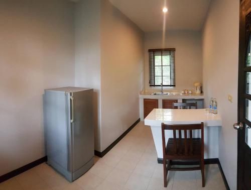 Imagen general del Hotel Khaolak Mountain View. Foto 7