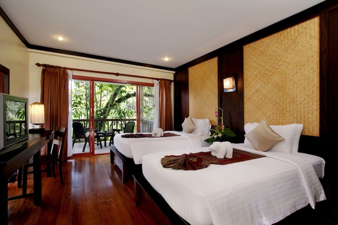 Imagen de la habitación del Hotel Khaolak Paradise Resort. Foto 2