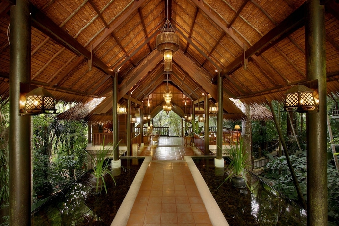Imagen de los interiores del Hotel Khaolak Paradise Resort. Foto 12