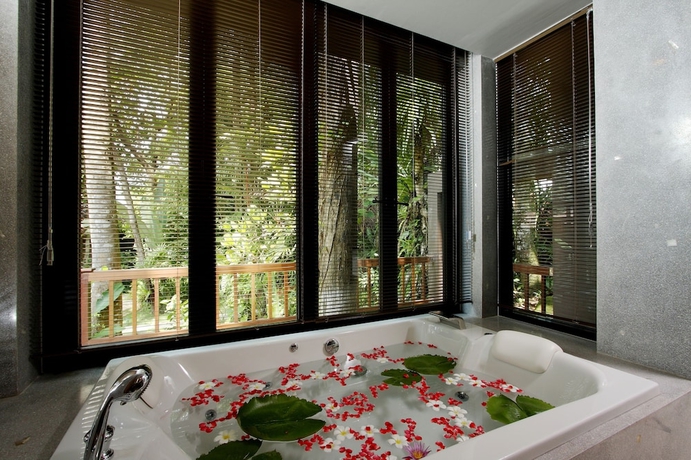 Imagen de la habitación del Hotel Khaolak Paradise Resort. Foto 11