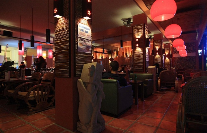 Imagen del bar/restaurante del Hotel Khaosan Holiday. Foto 1