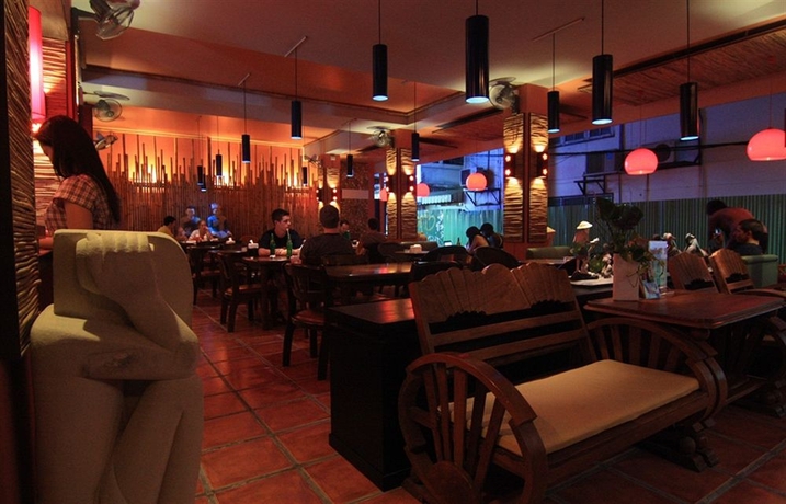 Imagen de los interiores del Hotel Khaosan Holiday. Foto 11