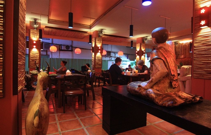 Imagen del bar/restaurante del Hotel Khaosan Holiday. Foto 3