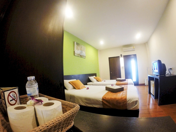 Imagen de la habitación del Hotel Khaosan Park Resort. Foto 4