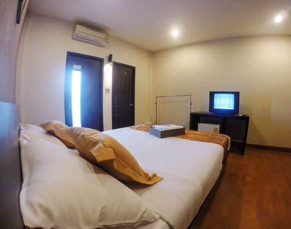 Imagen de la habitación del Hotel Khaosan Park Resort. Foto 9