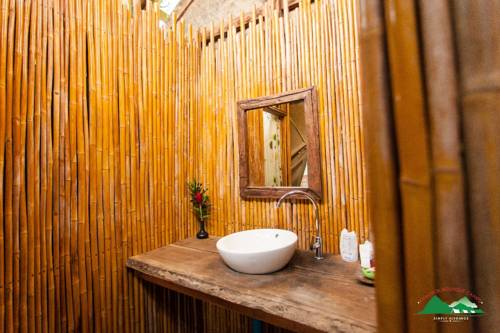 Imagen de la habitación del Hotel Khaosok Boutique Camps. Foto 4