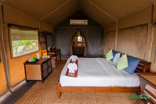 Imagen de la habitación del Hotel Khaosok Boutique Camps. Foto 6