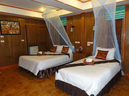 Imagen de la habitación del Hotel Khaosok Rainforest Resort. Foto 10