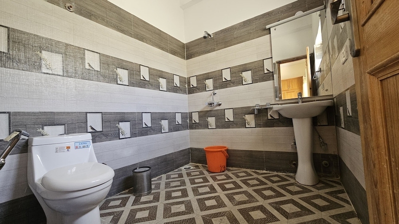 Imagen de la habitación del Hotel Khardong-la Ladakh. Foto 16
