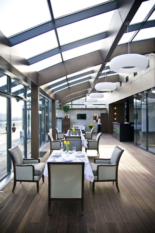 Imagen del bar/restaurante del Hotel Kharkiv Palace. Foto 2