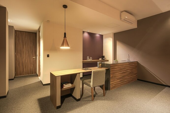 Imagen general del Hotel Kharma Suites. Foto 7