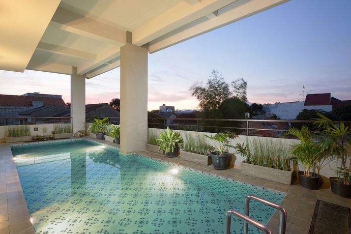 Imagen de la piscina del Hotel Khas Tegal. Foto 19