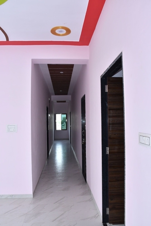 Imagen de la habitación del Hotel Khatushyamji. Foto 6