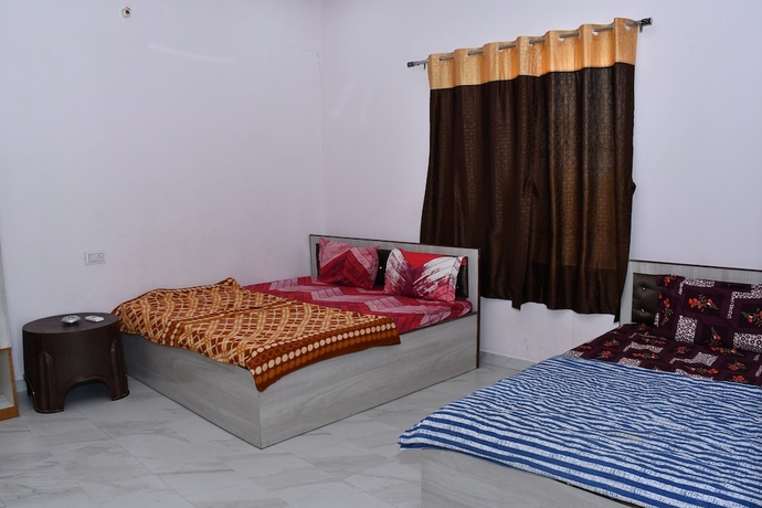 Imagen de la habitación del Hotel Khatushyamji. Foto 7