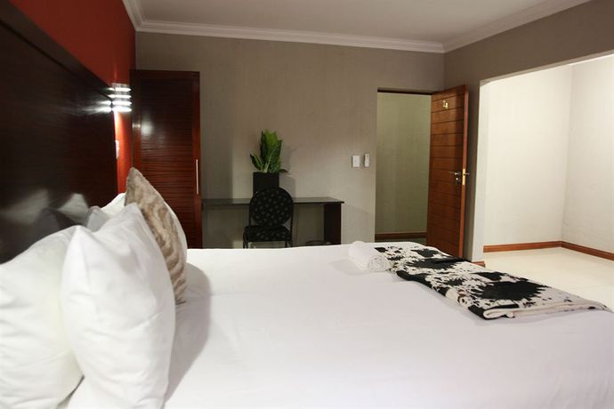 Imagen de la habitación del Hotel Khayalami Lodge. Foto 5