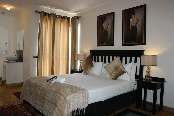 Imagen de la habitación del Hotel Khayalami Lodge. Foto 10