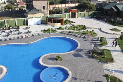 Imagen de la piscina del Hotel Khazar Inji. Foto 9