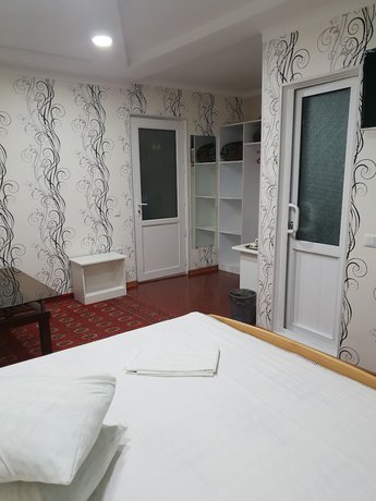 Imagen de la habitación del Hotel Khiva. Foto 8