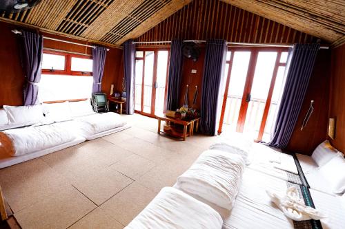 Imagen general del Hotel Không gian văn hóa trà Suối Giàng. Foto 9