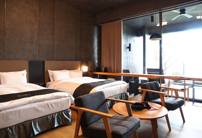 Imagen de la habitación del Hotel Khokak Panoramas. Foto 17