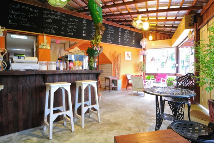 Imagen del bar/restaurante del Hotel Khon Kaen Orchid. Foto 5