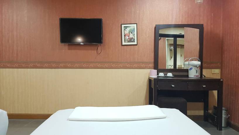 Imagen de la habitación del Hotel Khon Kaen Ruenrom. Foto 6