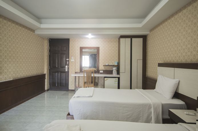 Imagen de la habitación del Hotel Khon Kaen Ruenrom. Foto 11