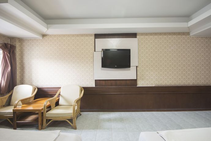 Imagen de la habitación del Hotel Khon Kaen Ruenrom. Foto 17