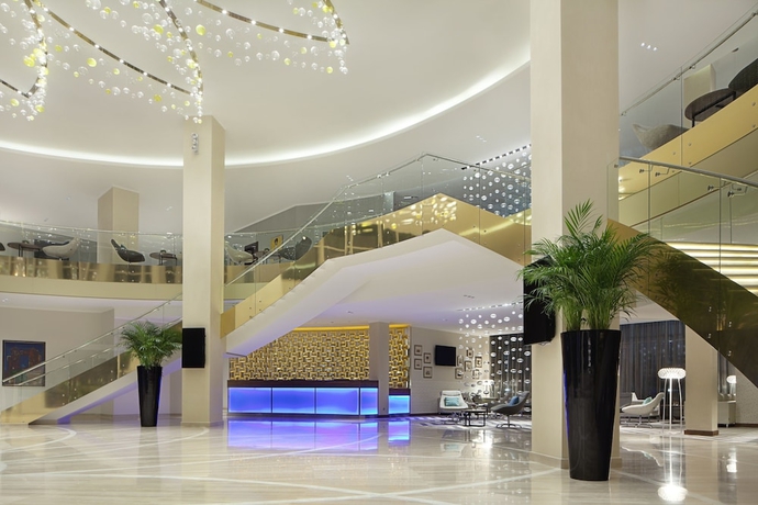 Imagen de los interiores del Hotel Khortitsa Palace. Foto 19