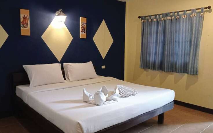 Imagen de la habitación del Hotel Khrue Wan Resort. Foto 15