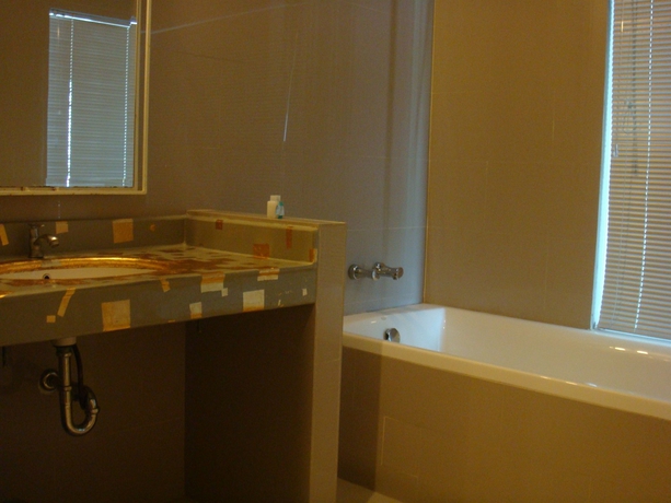 Imagen de la habitación del Hotel Khuangsingh Residence. Foto 2