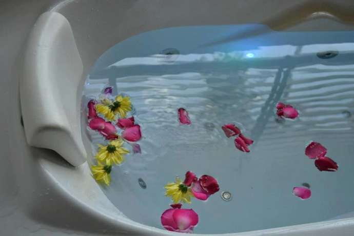 Imagen de la habitación del Hotel Khum Laanta Resort. Foto 3