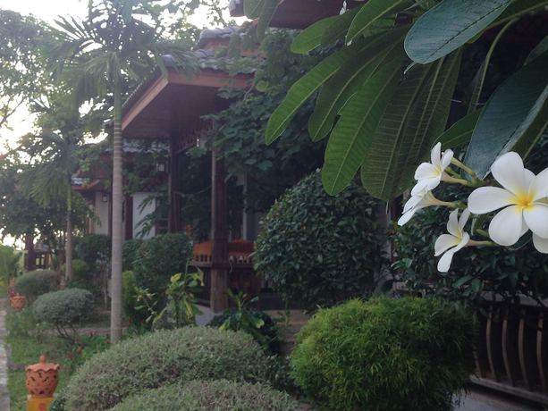Imagen de los interiores del Hotel Khum Laanta Resort. Foto 18