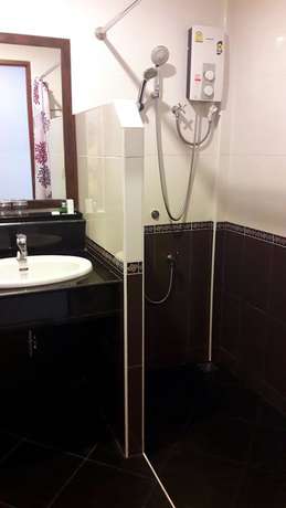 Imagen de la habitación del Hotel Khum Nakhon. Foto 6