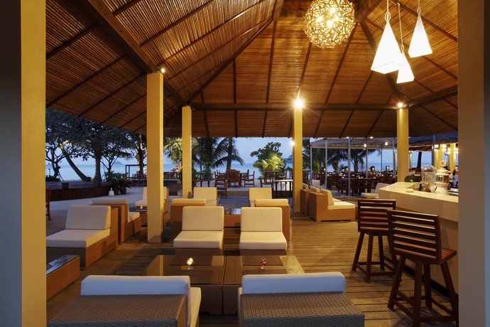 Imagen del bar/restaurante del Hotel Khum Phaya Resort and Spa Boutique Collection. Foto 2