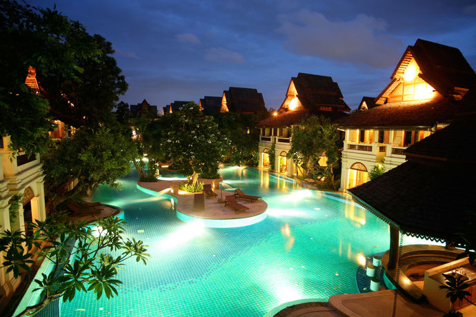 Imagen de la piscina del Hotel Khum Phaya Resort and Spa Boutique Collection. Foto 13