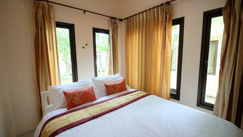 Imagen de la habitación del Hotel Khumphyazaw Resort. Foto 7
